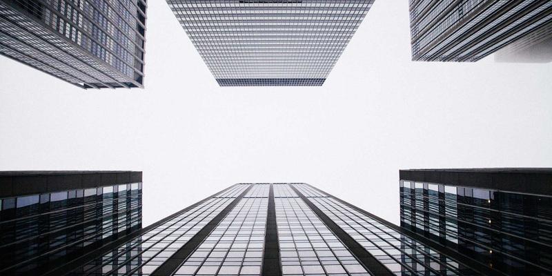 从城市健行到高山攀登:如何科学选择与搭配你的户外装备