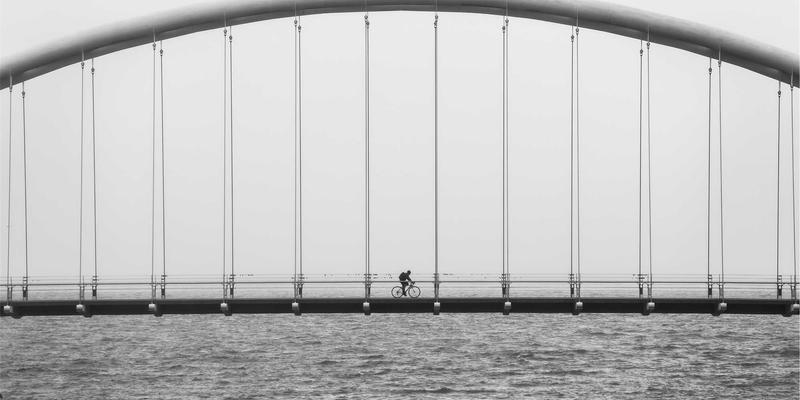 户外装备35：登山、健行与露营的终极选购指南